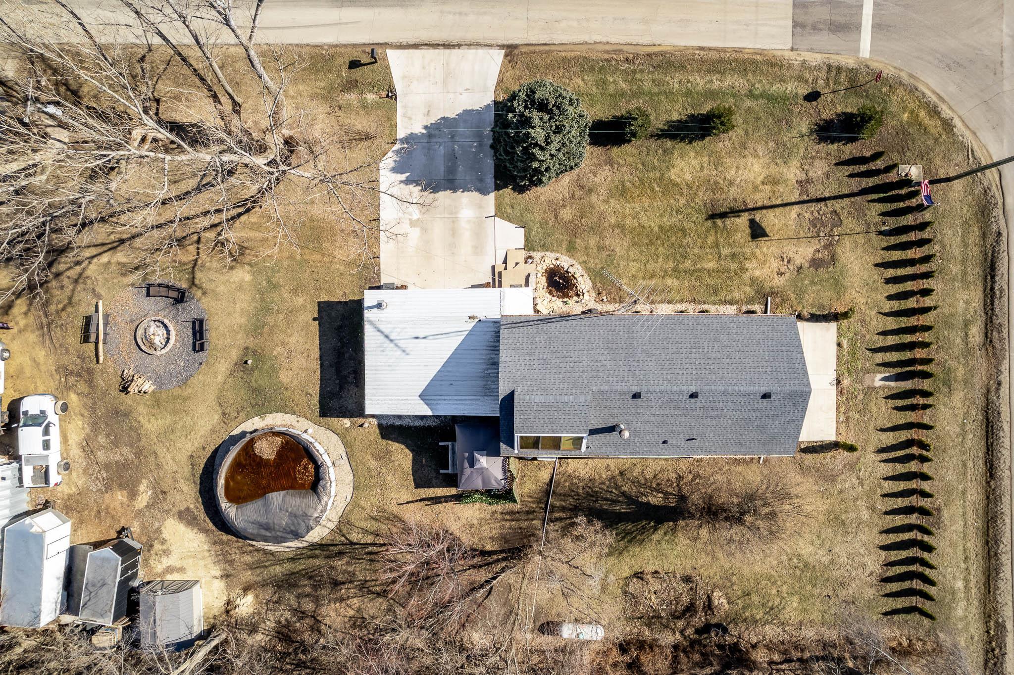 908 Hunter Road Caledonia, IL 61011 - Photo 54 of 59 Gallery Image 54