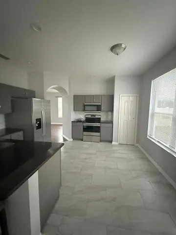 $2,900 | 14116 Entrada Drive, Orlando, FL 32837