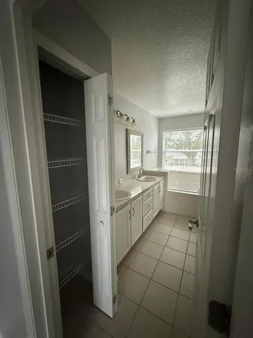 $2,900 | 14116 Entrada Drive, Orlando, FL 32837