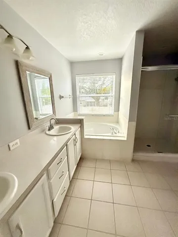 $2,900 | 14116 Entrada Drive, Orlando, FL 32837