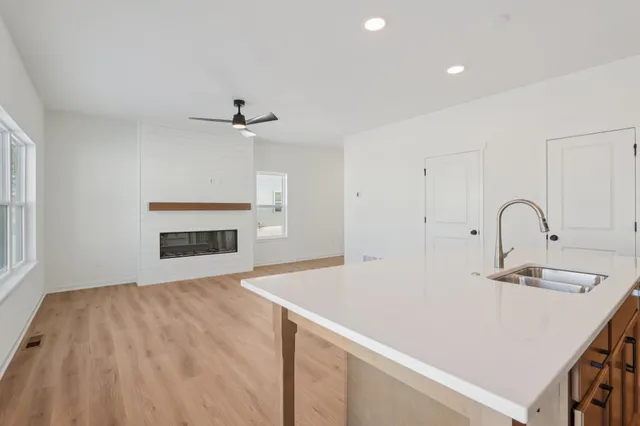 $422,900 | 3173 Drumlin Rdg Drive, Cottage Grove, WI 53527