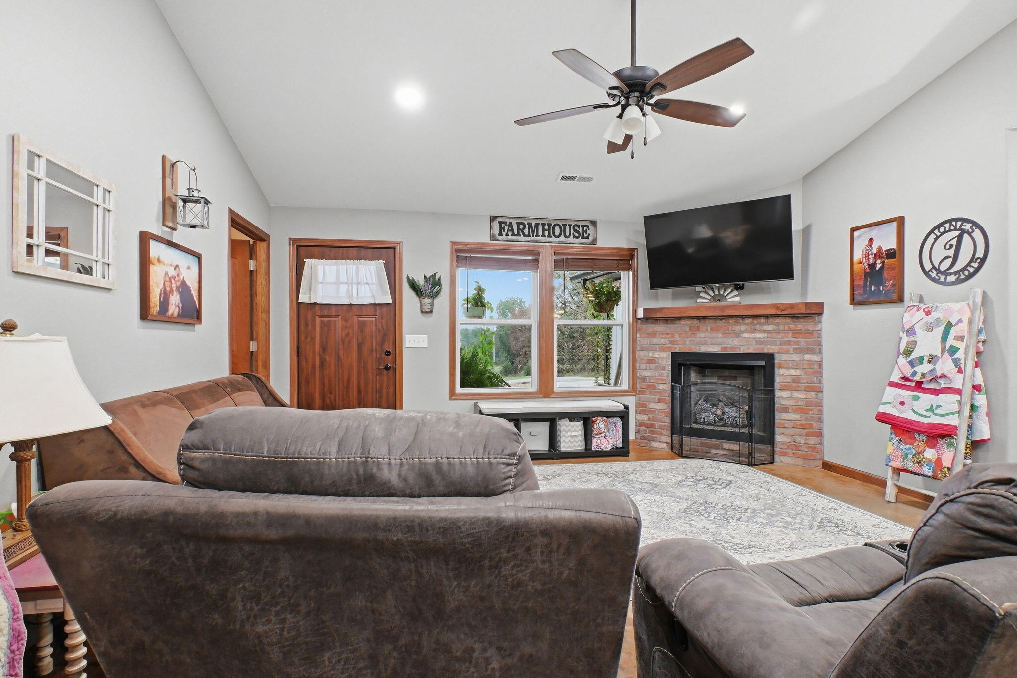 1450 East 340th Road Bolivar, MO 65613 - Photo 14 of 55 Living room with fireplace