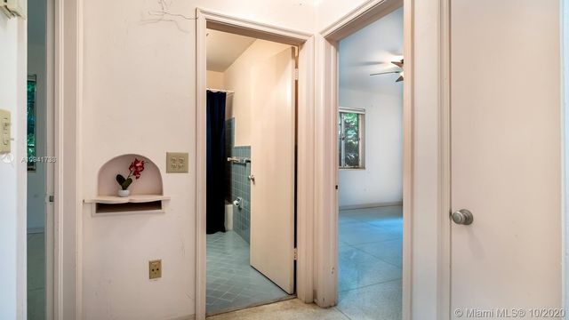 $1,100,000 | 3247 Riviera Drive, Coral Gables, FL 33134