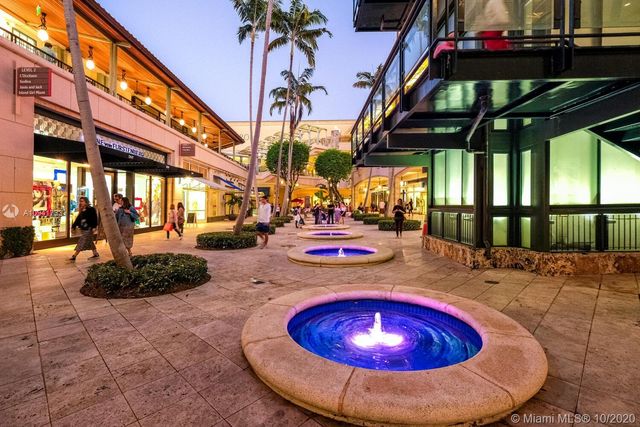 $1,100,000 | 3247 Riviera Drive, Coral Gables, FL 33134