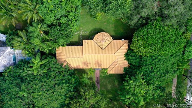 $1,100,000 | 3247 Riviera Drive, Coral Gables, FL 33134