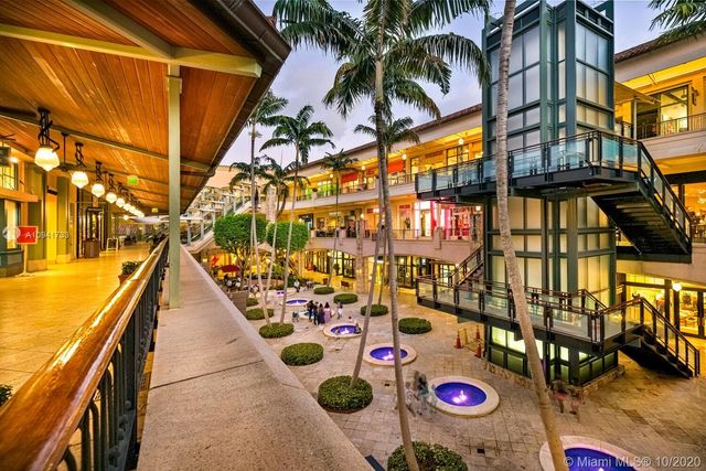 $1,100,000 | 3247 Riviera Drive, Coral Gables, FL 33134