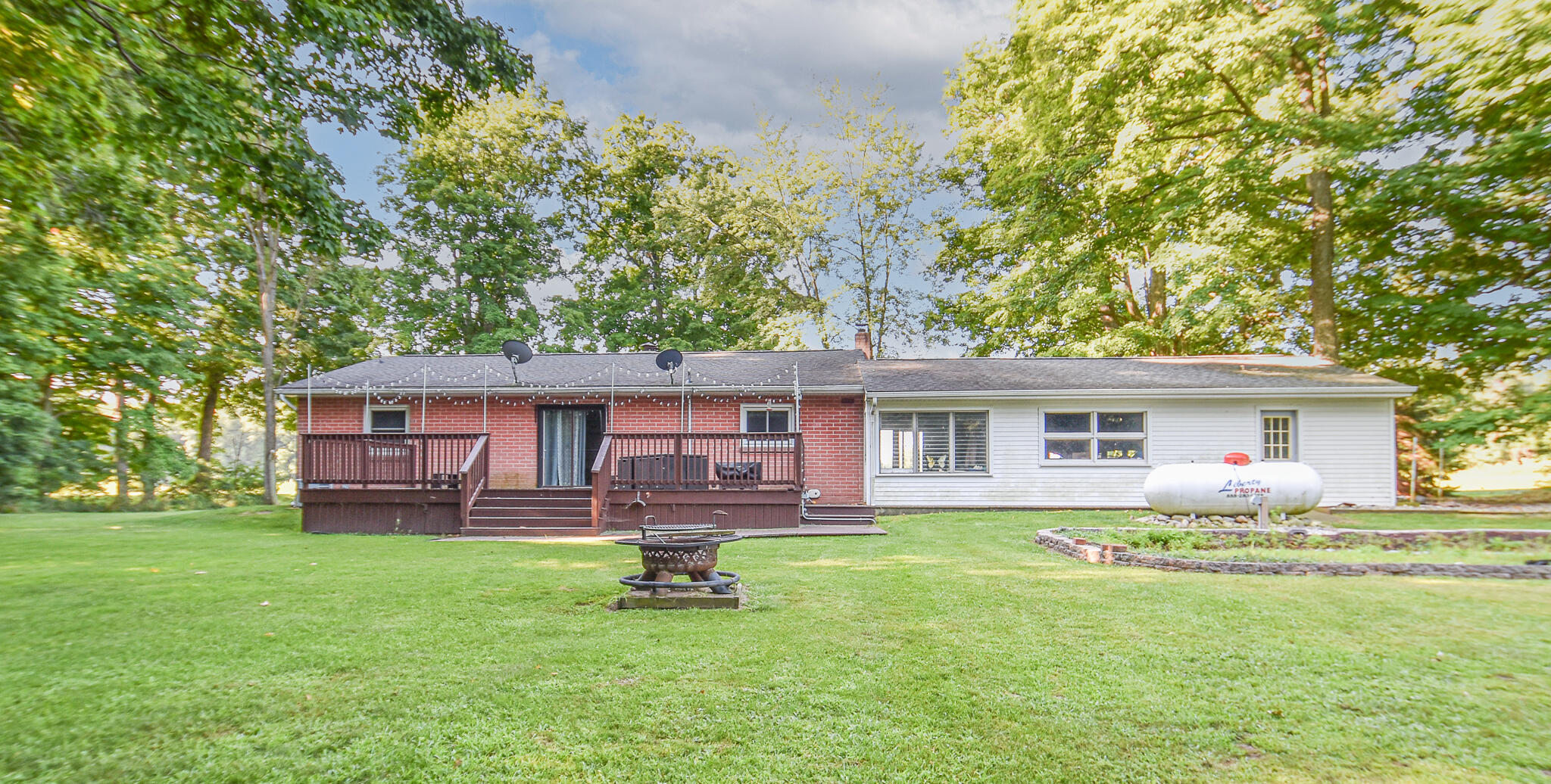 930 State Road Quincy, MI 49082 - Photo 2 of 34 DSC_0011-Edit