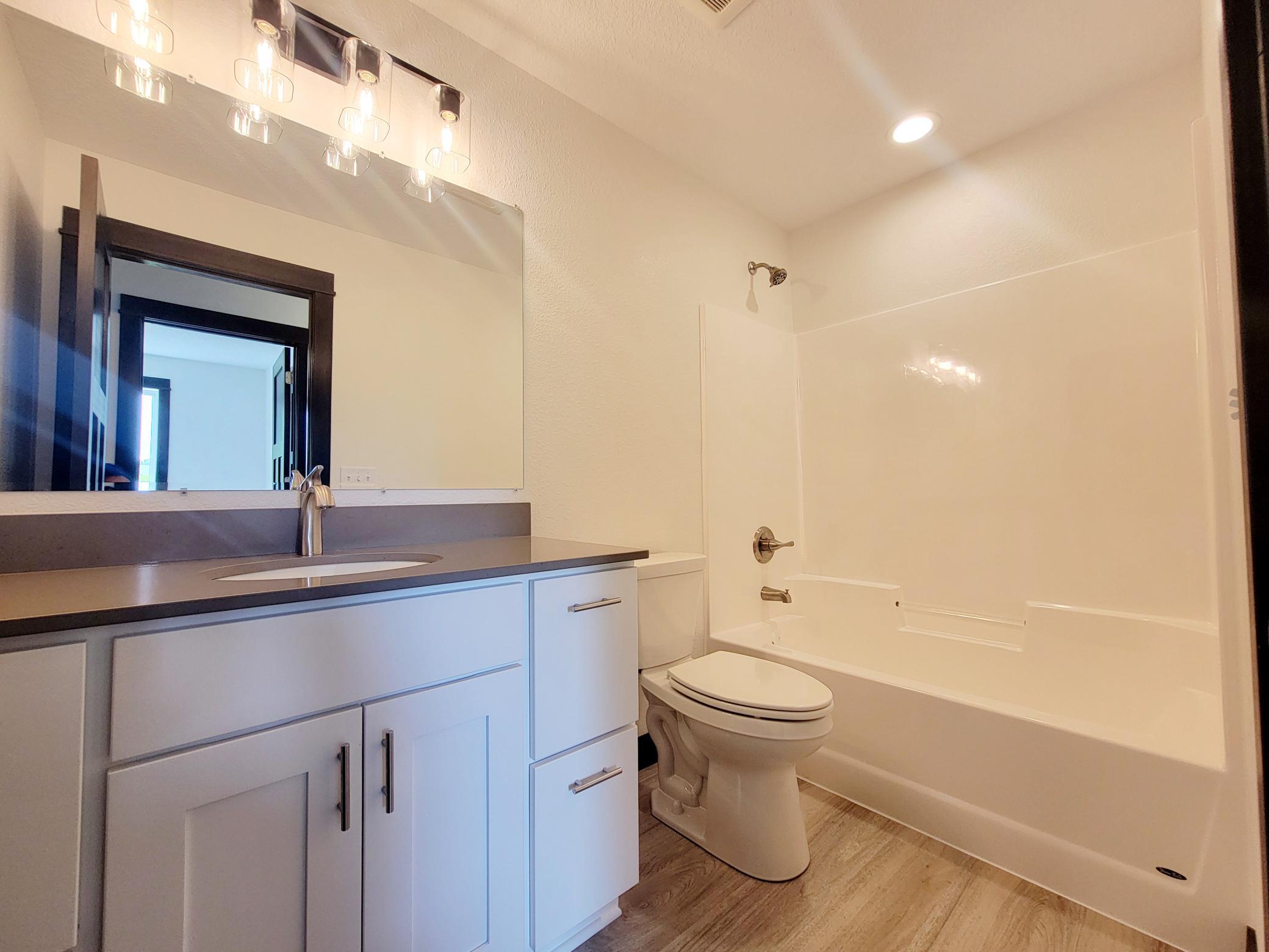 705 Council Court Ellendale, MN 56026 - Photo 15 of 24