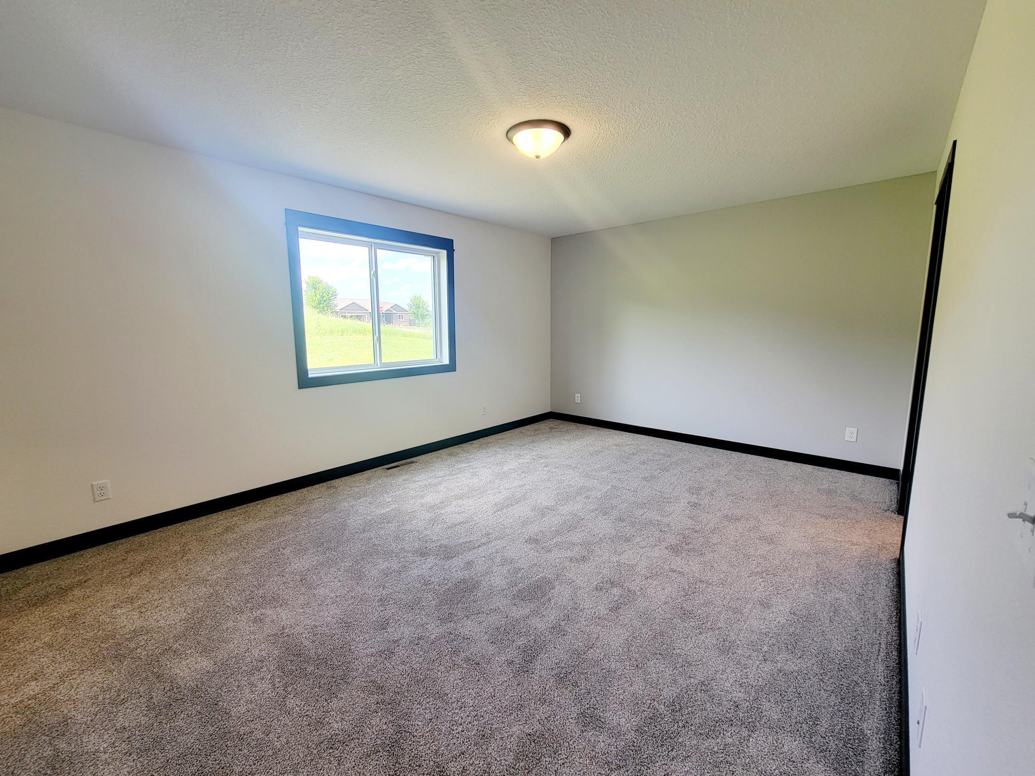 705 Council Court Ellendale, MN 56026 - Photo 17 of 24