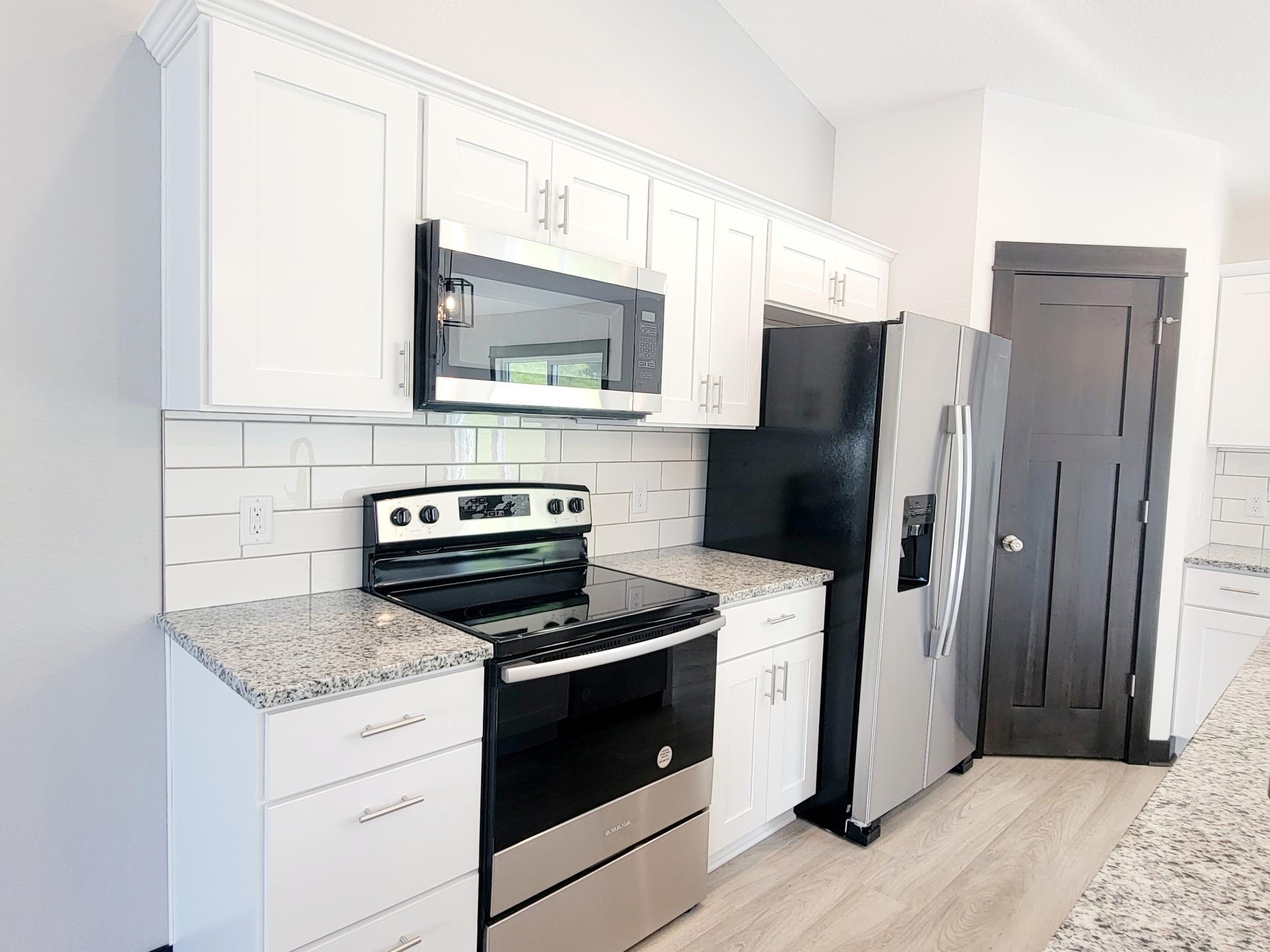 705 Council Court Ellendale, MN 56026 - Photo 5 of 24