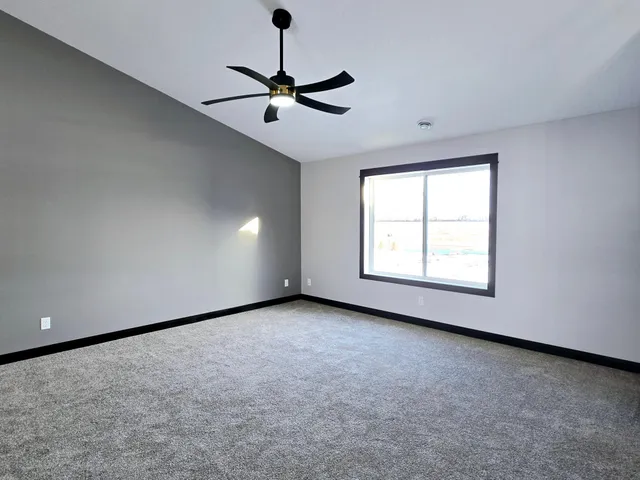 $349,900 | 705 Council Court, Ellendale, MN 56026