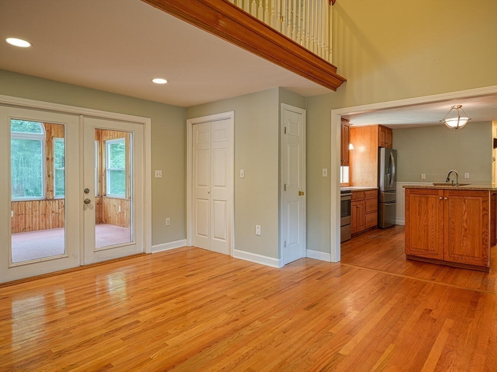 5 Michael Road Franklin, MA 02038 - Photo 6 of 35 Gallery Image 6