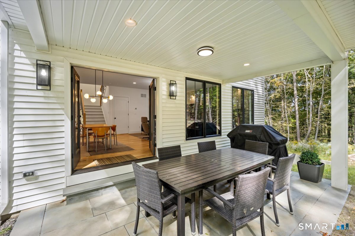 38 Hickory Lane Ridgefield, CT 06877 - Photo 15 of 40