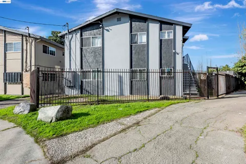$785,000 | 107 Catron Drive, Oakland, CA 94603
