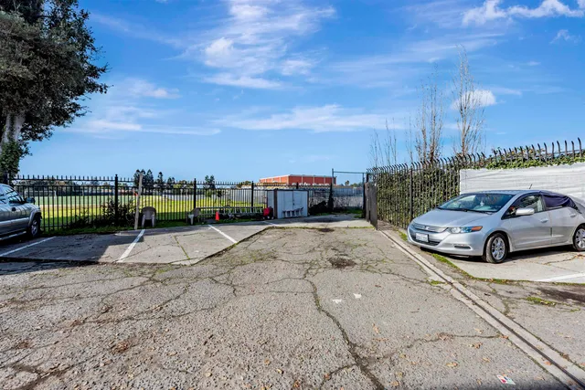 $799,000 | 107 Catron Drive, Oakland, CA 94603