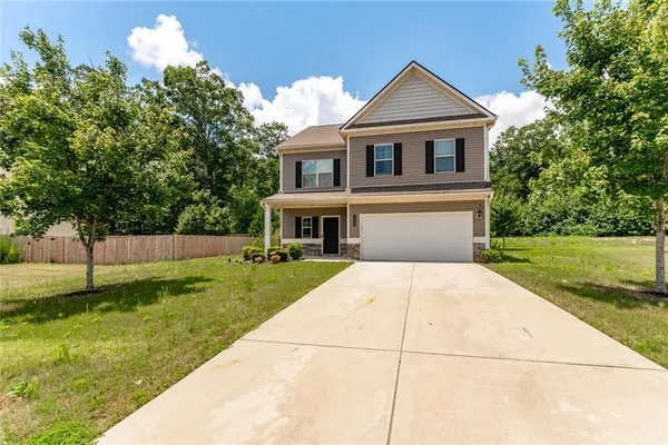 $299,900 | 1435 Beckett Drive, Hampton, GA 30228