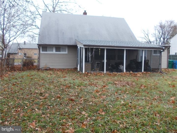 46 Inbrook Road Levittown, PA 19057 - Photo 17 of 18 Exterior Back