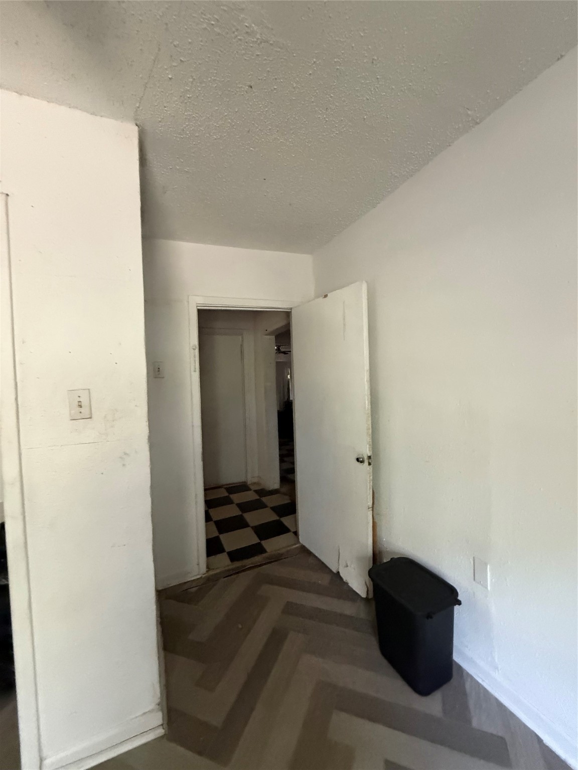 2478 Druid Street Houston, TX 77091 - Photo 24 of 29 a room with a closet and a mirror