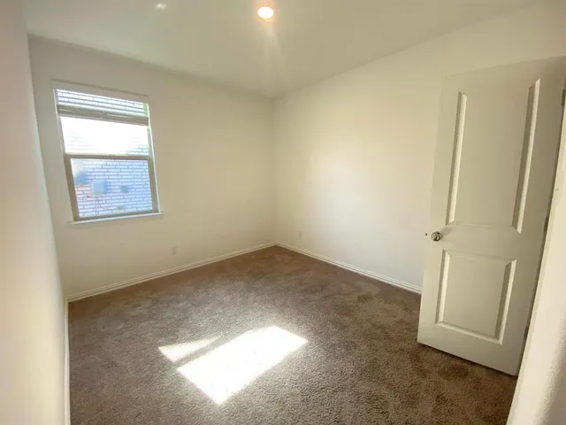 $2,500 | 1709 Lake Grove Drive, Little Elm, TX 75068