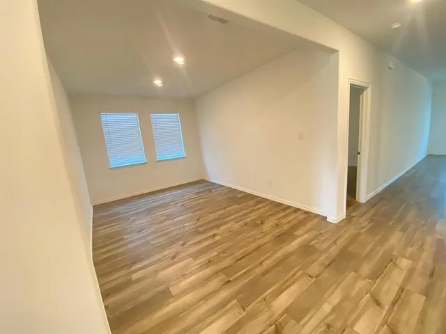 $2,500 | 1709 Lake Grove Drive, Little Elm, TX 75068