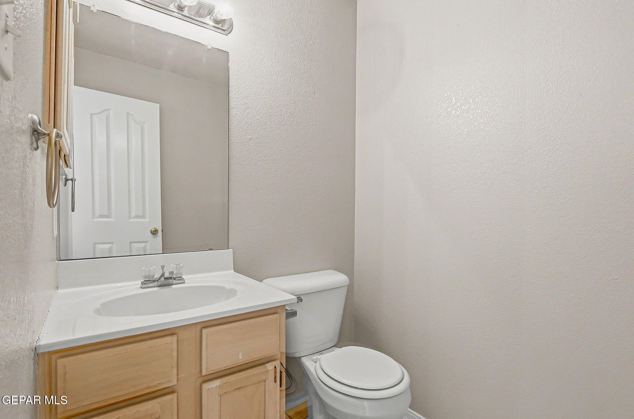 6336 Franklin Ridge Drive El Paso, TX 79912 - Photo 13 of 28 Powder Room Downstairs