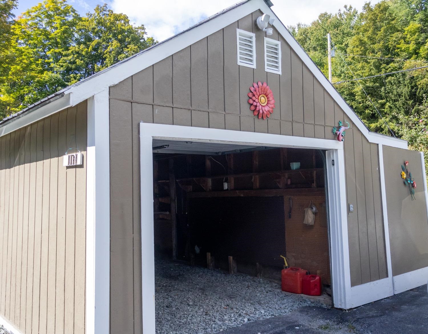 7053 County Road Calais, VT 05648 - Photo 28 of 34 Gallery Image 28