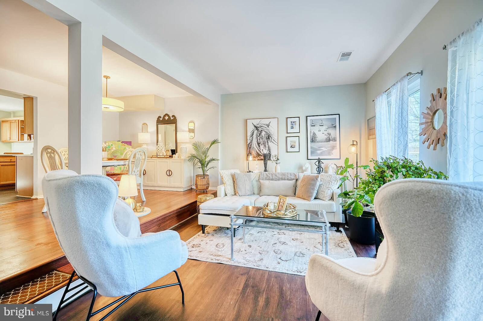 7900 Bentley Village Drive, Unit 11B Springfield, VA 22152 - Photo 3 of 42 Living room.