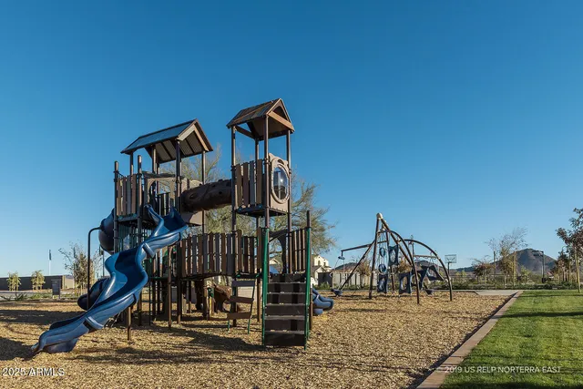 $815,000 | 25725 North 19th Glen, Phoenix, AZ 85085