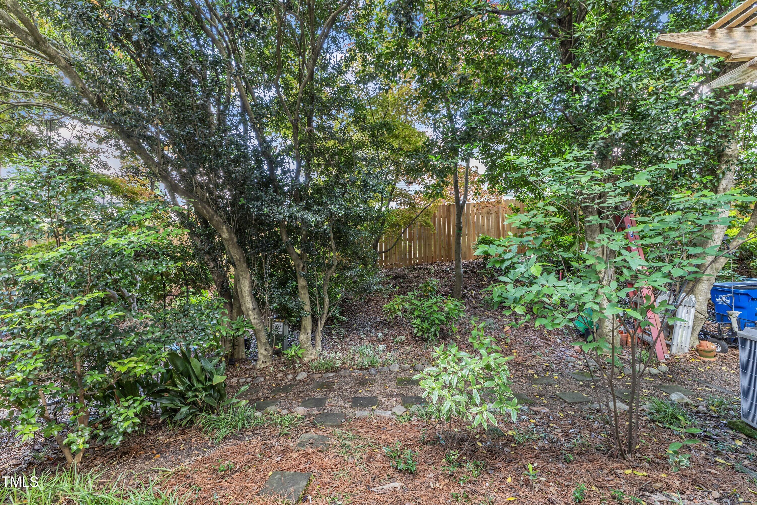 1344 Baez Street Raleigh, NC 27608 - Photo 18 of 23 30-1344 Baez St-11