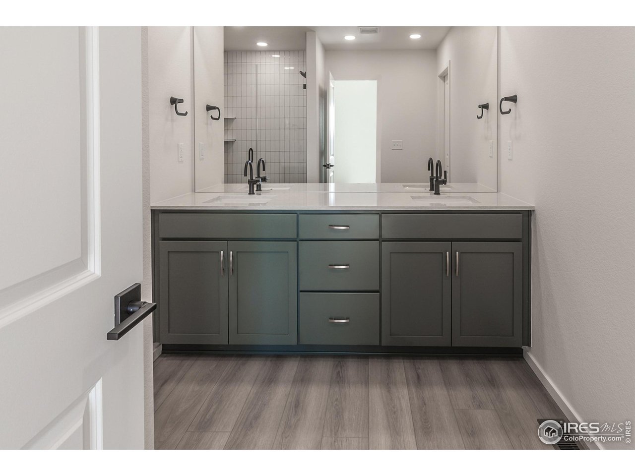 6108 Gault Road Timnath, CO 80547 - Photo 33 of 50 MASTER BATH
