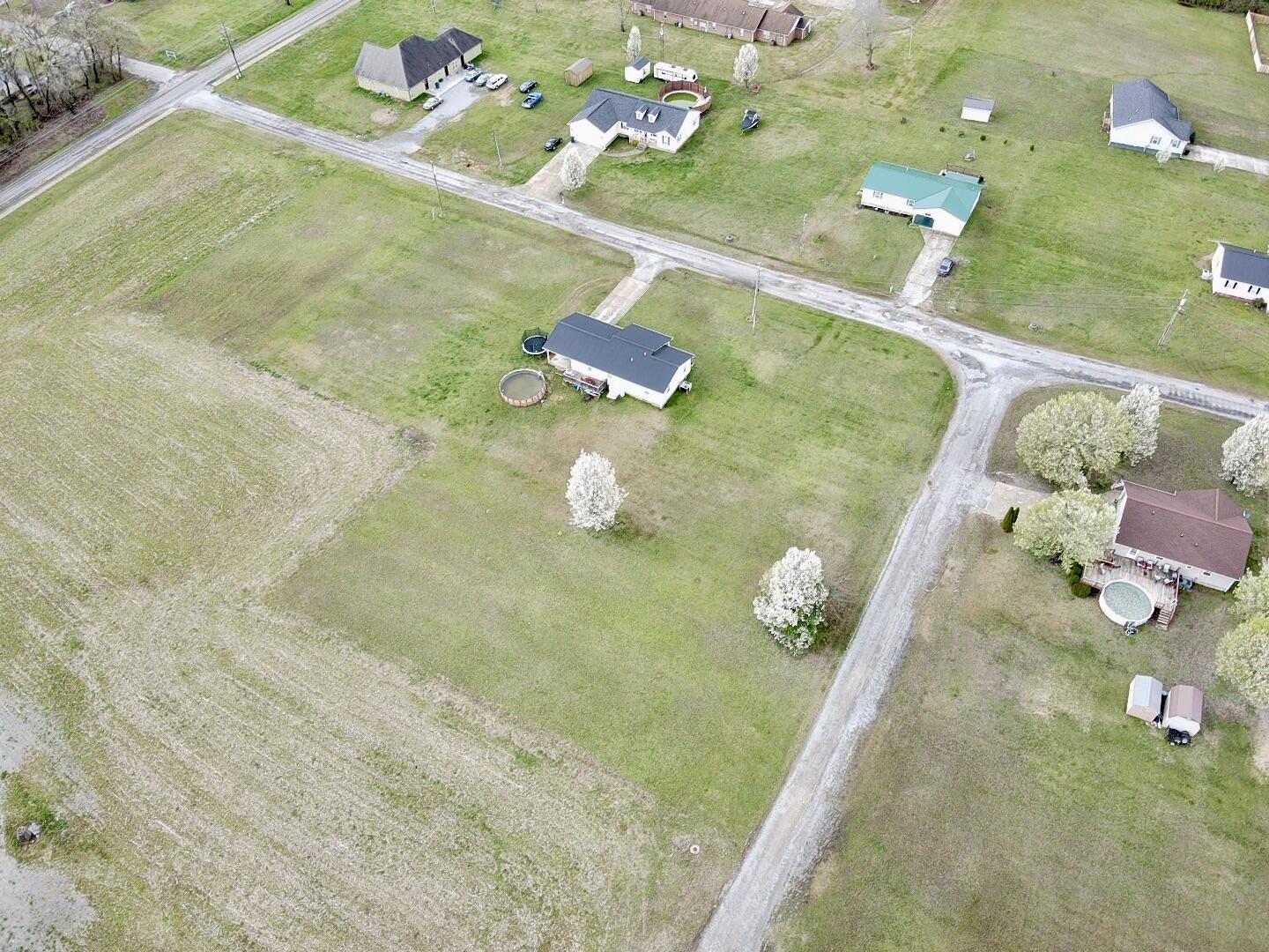 76 Patsy Lee Drive Stevenson, AL 35772 - Photo 36 of 38 E3ABB94E-78CB-4B44-8484-73539A2A9C0A_1_2