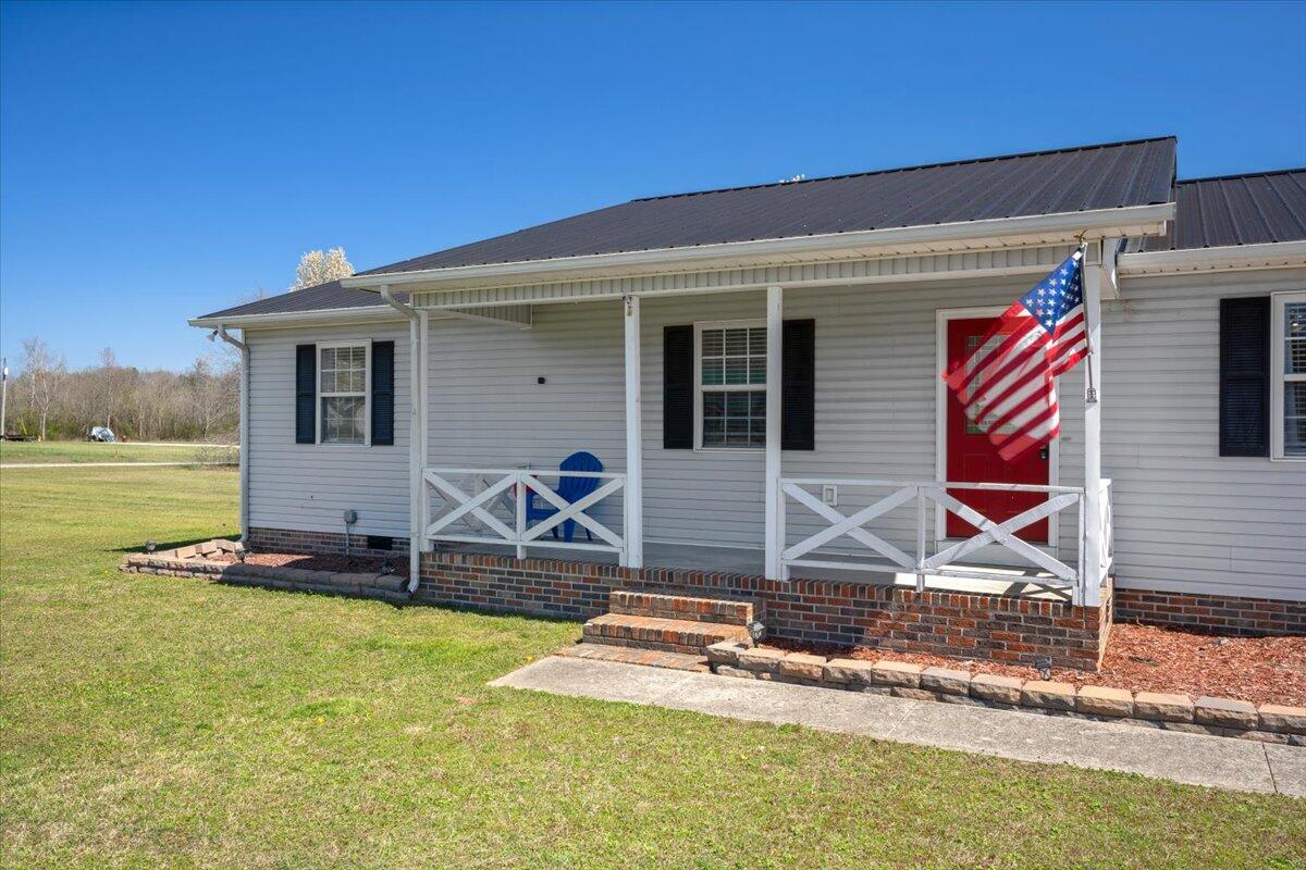 76 Patsy Lee Drive Stevenson, AL 35772 - Photo 7 of 38 4032BCEA-014A-462D-B63D-30392D30B803