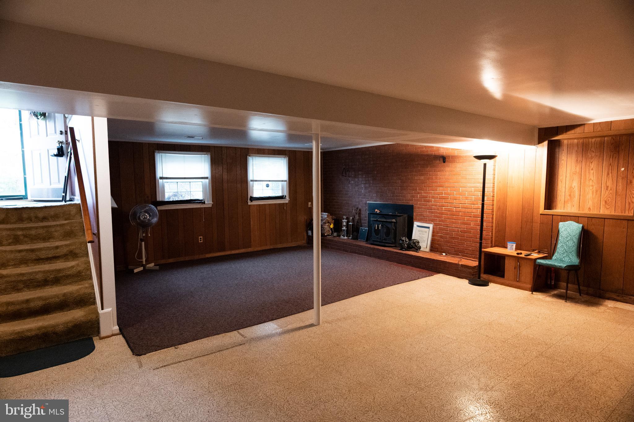 7601 Hayfield Road Alexandria, VA 22315 - Photo 19 of 35