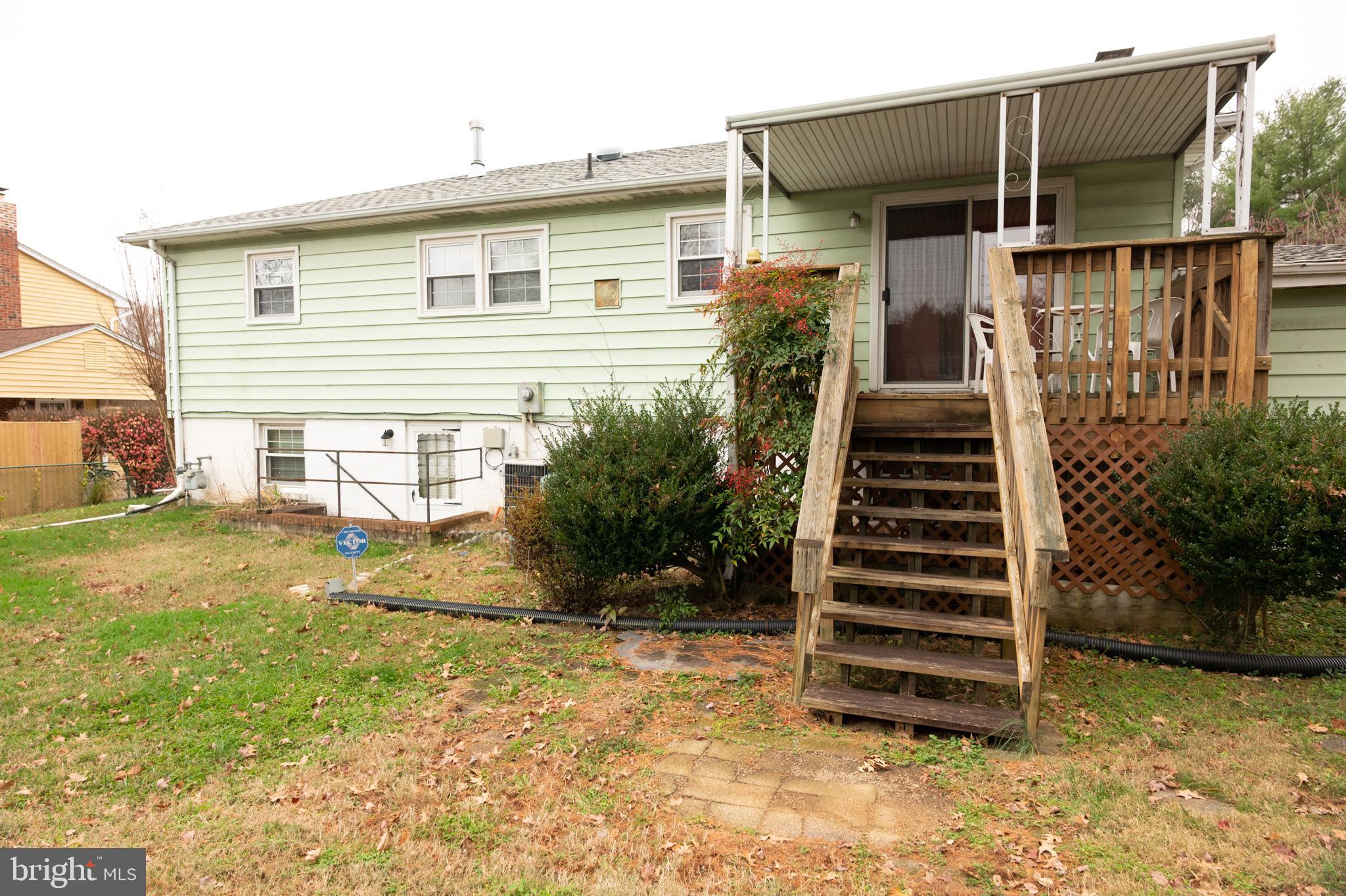 7601 Hayfield Road Alexandria, VA 22315 - Photo 29 of 35