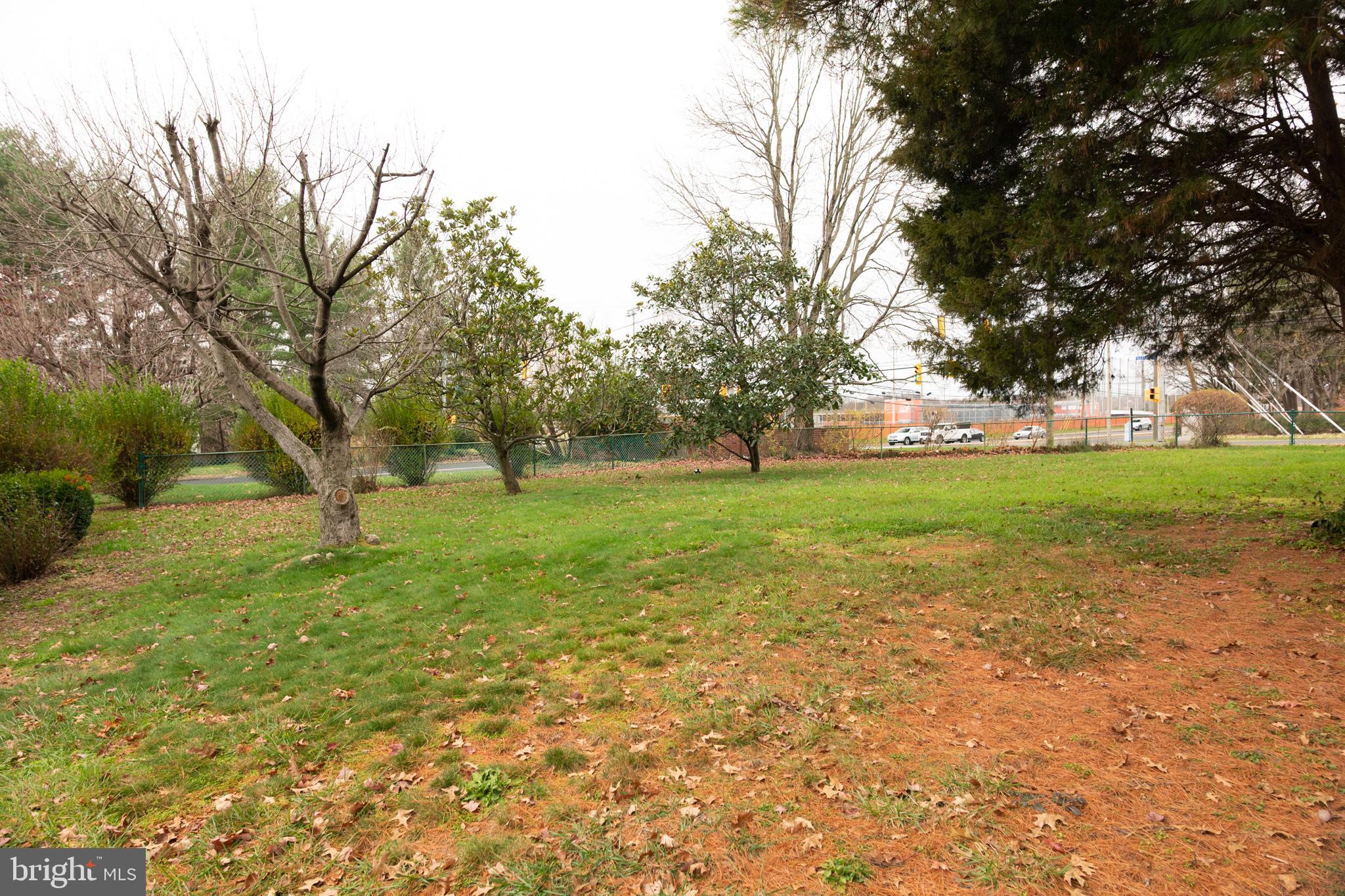 7601 Hayfield Road Alexandria, VA 22315 - Photo 33 of 35