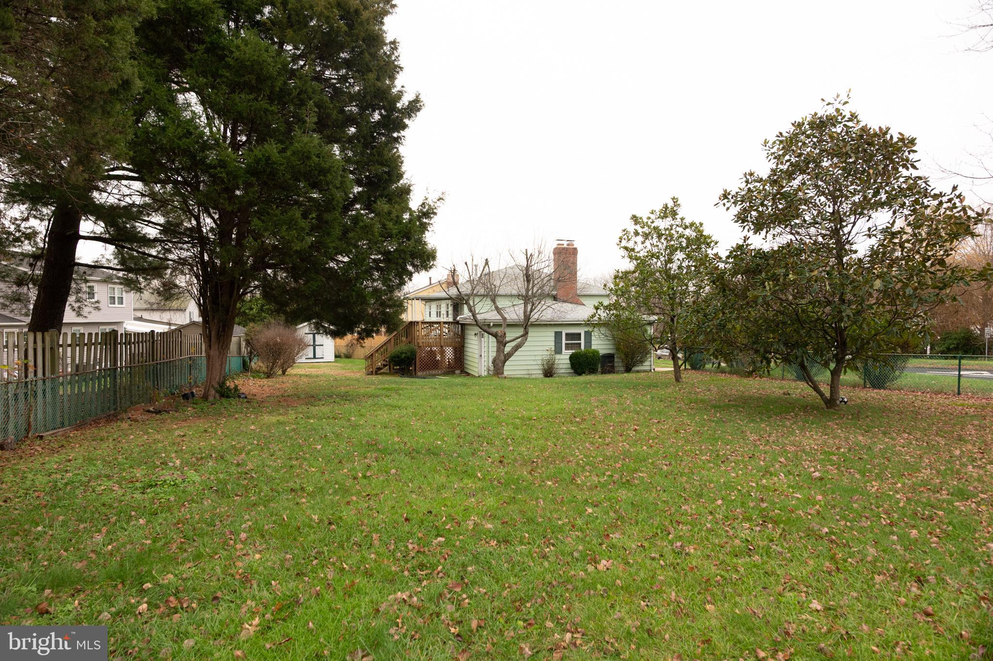 7601 Hayfield Road Alexandria, VA 22315 - Photo 34 of 35