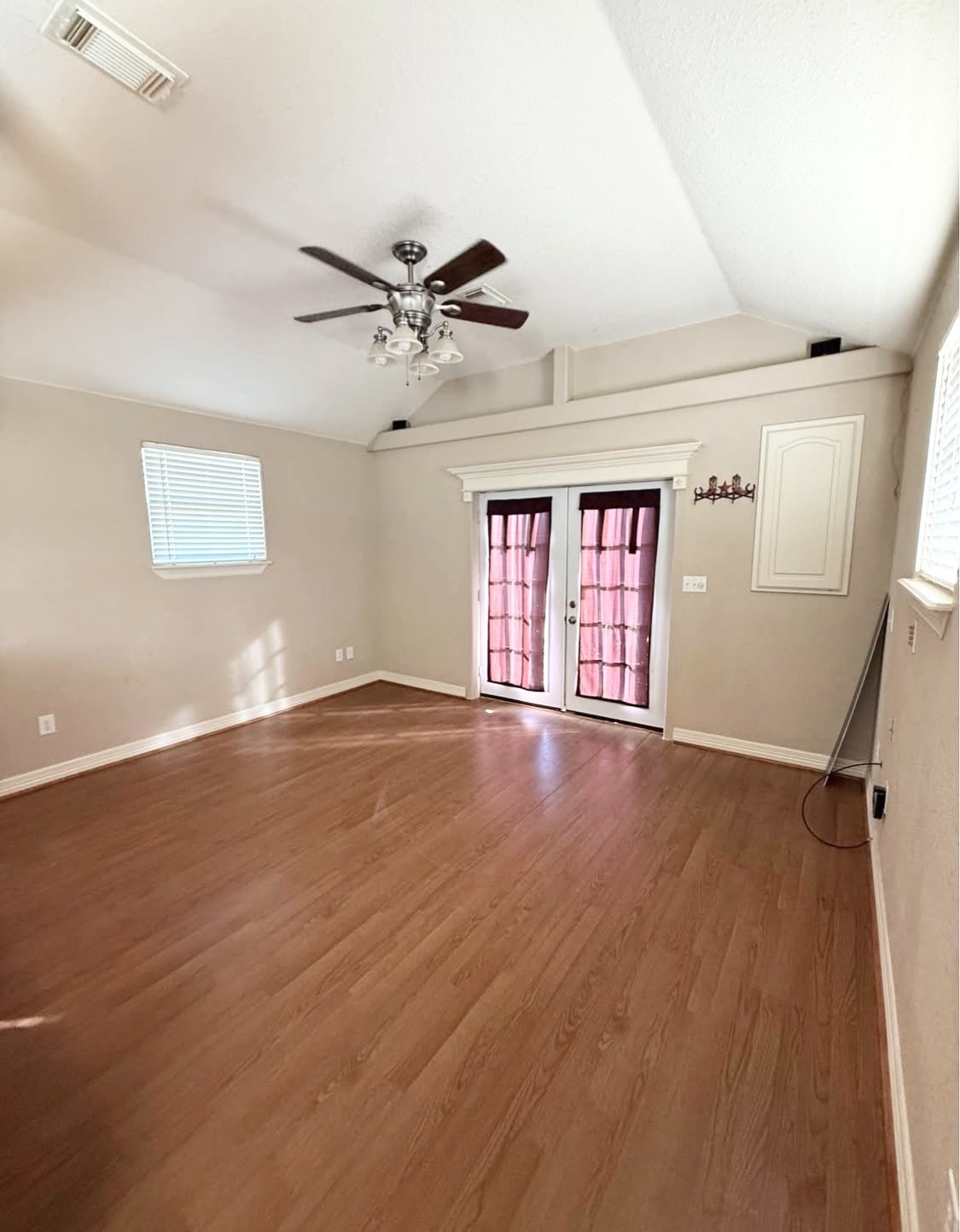 3178 County Road 32 Angleton, TX 77515 - Photo 2 of 8