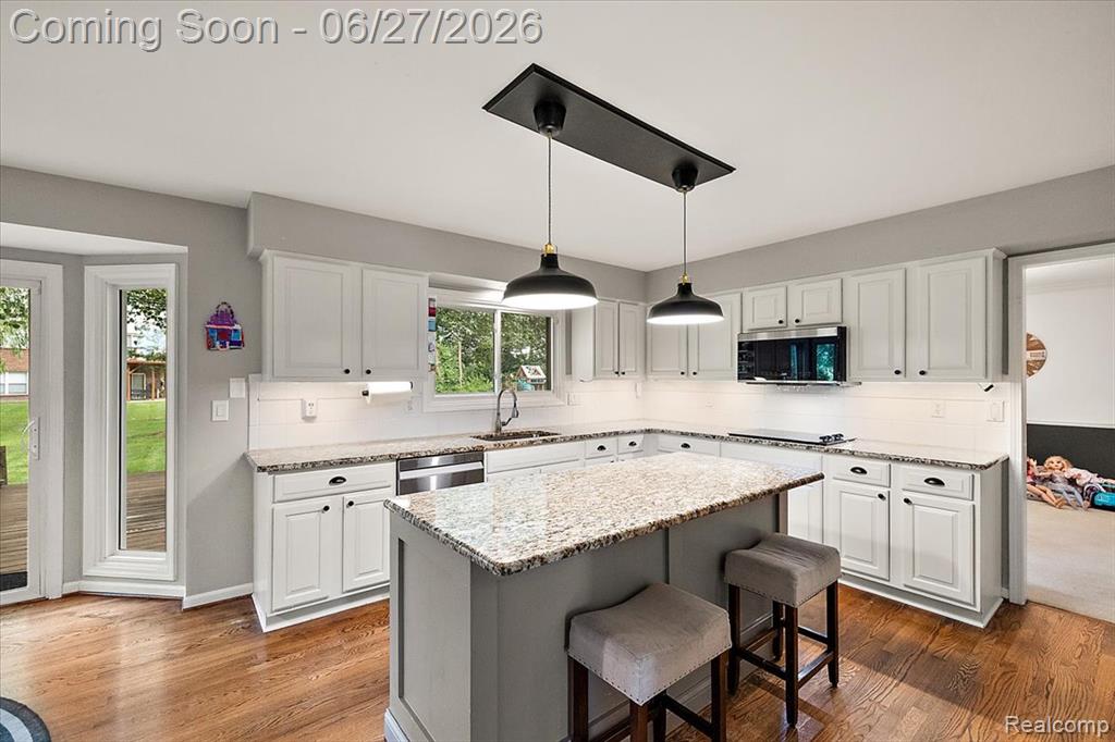 4193 Oak Tree Circle Rochester, MI 48306 - Photo 17 of 72