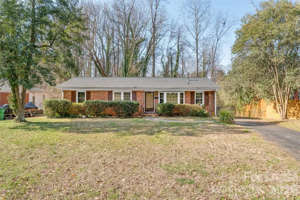 $2,050 | 4914 Kistler Avenue, Charlotte, NC 28205