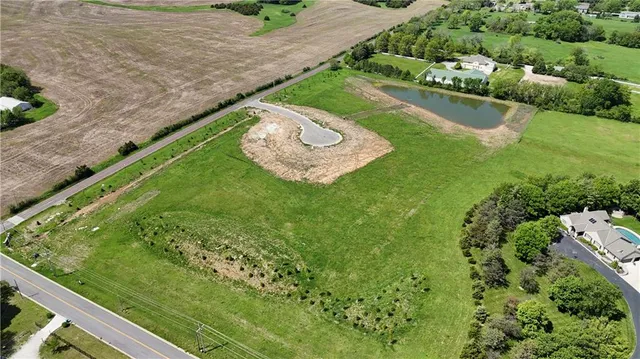 $575,000 | 17051 Manor Street, Stilwell, KS 66085