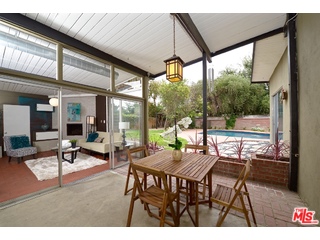 7706 Bothwell Road Reseda, CA 91335 - Photo 13 of 25 Gallery Image 13