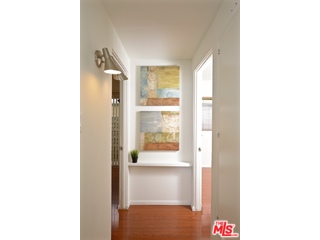 7706 Bothwell Road Reseda, CA 91335 - Photo 14 of 25 Gallery Image 14