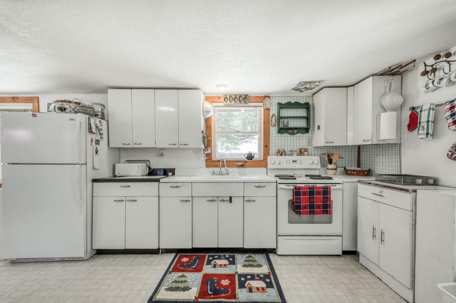 61480 Huntington Lake Road, Unit 5 Mono Hot Springs, CA 93642 - Photo 25 of 51