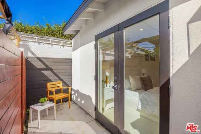 $1,799,000 | 3953 South Victoria Avenue, Los Angeles, CA 90008