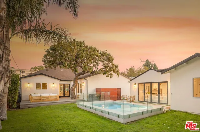 $1,799,000 | 3953 South Victoria Avenue, Los Angeles, CA 90008