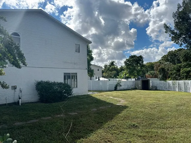 $3,400 | 5516 Northwest 22nd Street, Unit 5516, Lauderhill, FL 33313