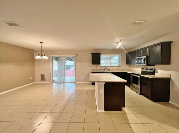 $2,195 | 9925 Amaryllis Lane, Fort Worth, TX 76108