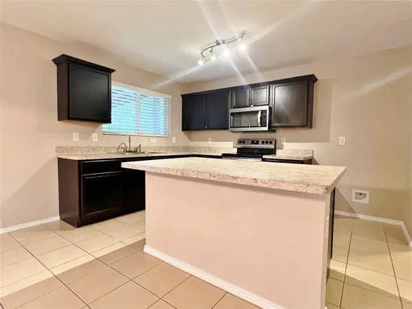 $2,195 | 9925 Amaryllis Lane, Fort Worth, TX 76108