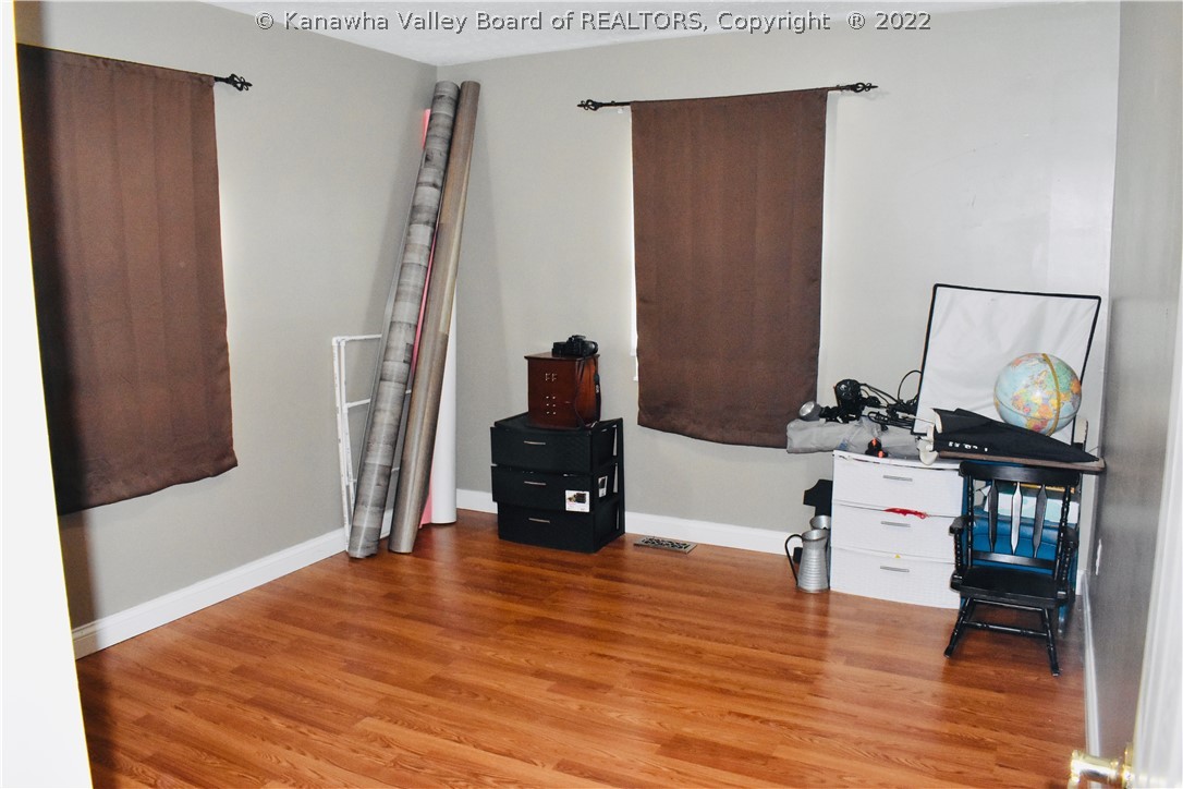4922 Parchment Valley Road Evans, WV 25241 - Photo 13 of 22 Gallery Image 13
