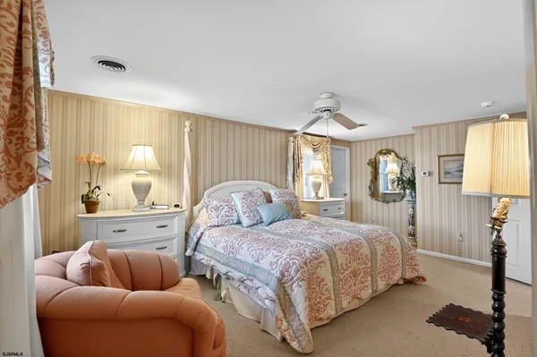 $1,275,000 | 217 North Argyle Avenue, Margate City, NJ 08402